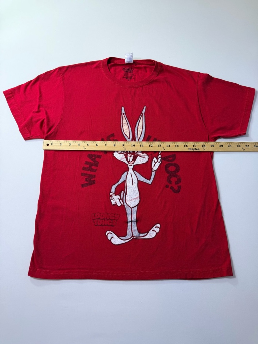 Warner Bros. Red Looney Tunes Logo Tee - Picture 5 of 7